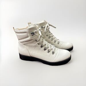 GBG Guess Women's Size 10M Ivory Faux Leather GGNallie Ankle Combat Boots